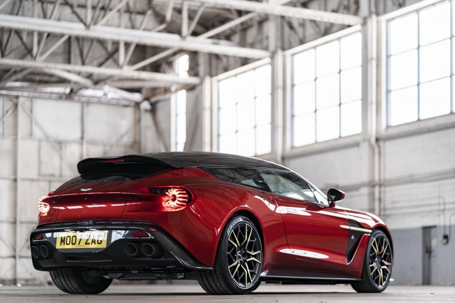 Aston Martin Vanquish Zagato Shooting Brake 2018 года  (UK) (фото 44 из 76)